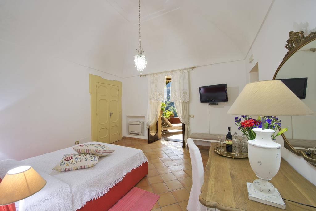 Casa Theodora Apartment Positano Bilik gambar